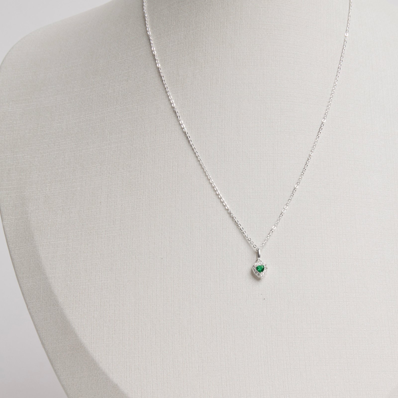 Conjunto brinco e colar zircônia coração esmeralda com cravejado 6mm corrente cadeadinho 40cm