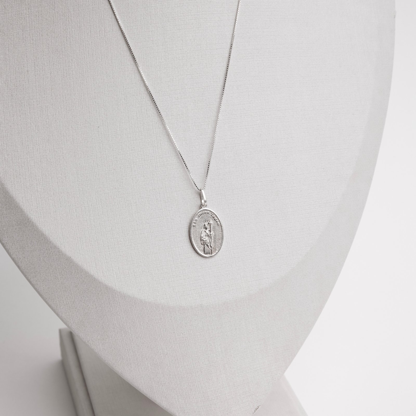 Colar pingente medalha São Judas Tadeu 20mm 45cm