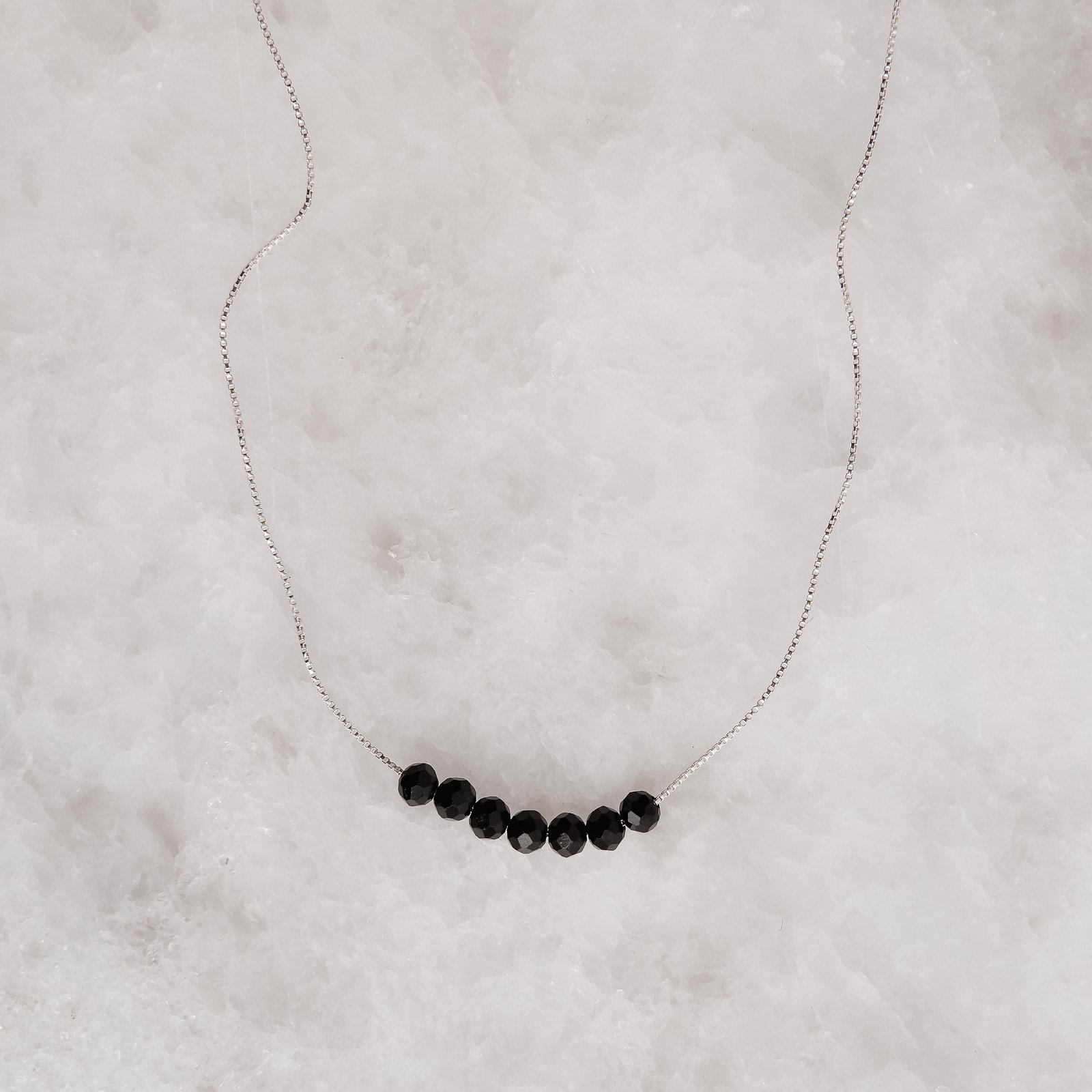 Colar cristal preto 4mm 45cm
