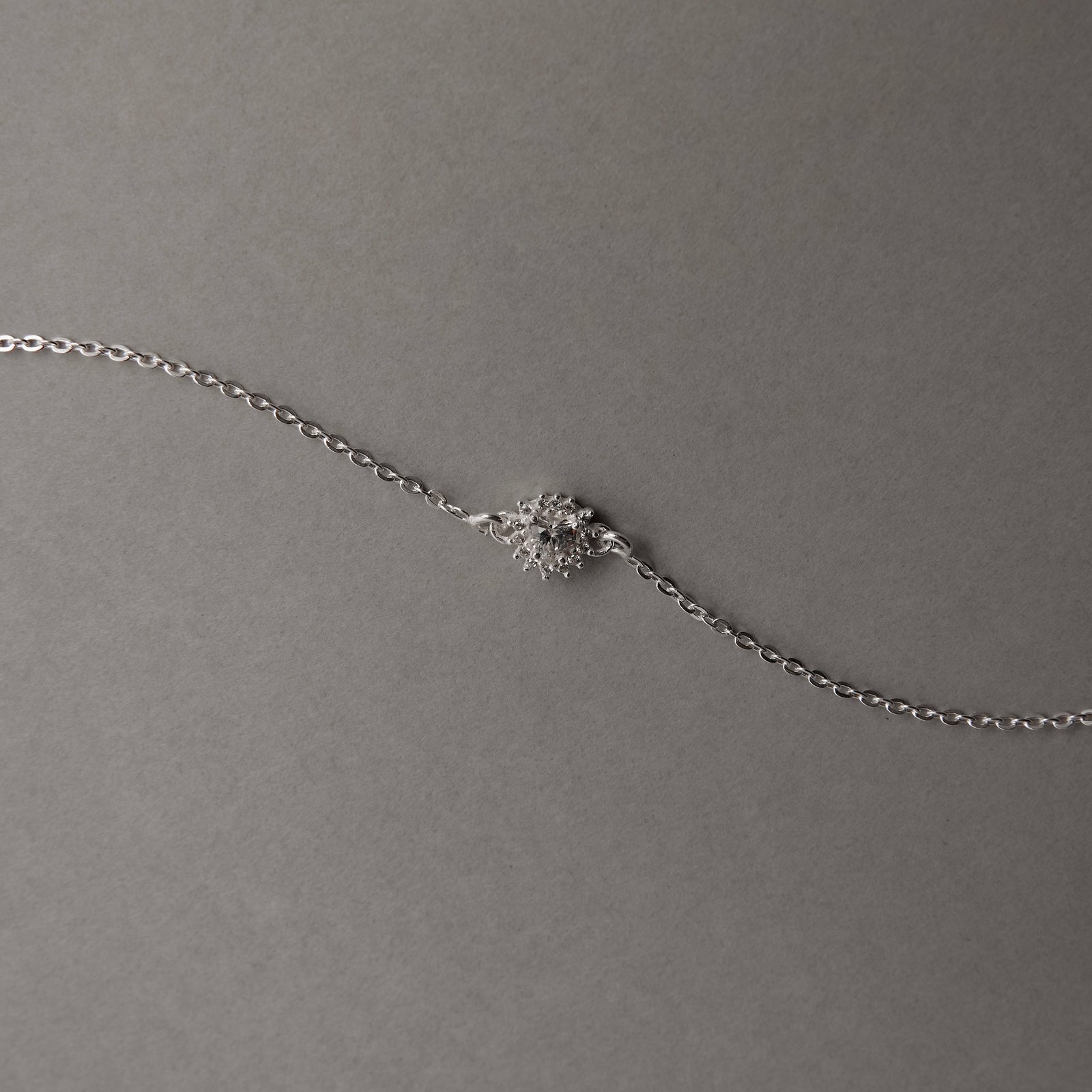 Pulseira entremeio zircônia coração com cravejado 7mm 17+3cm