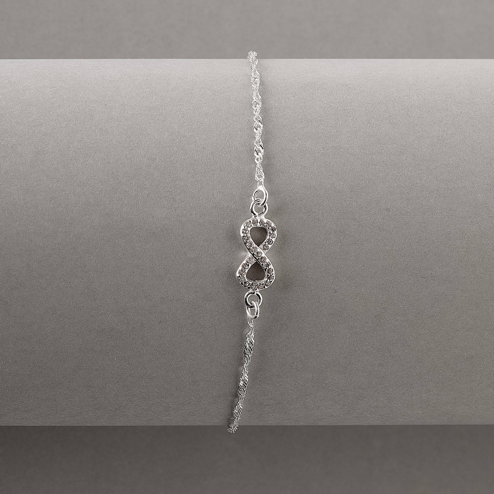 Pulseira entremeio infinito cravejado 12mm corrente singapura 19+3cm