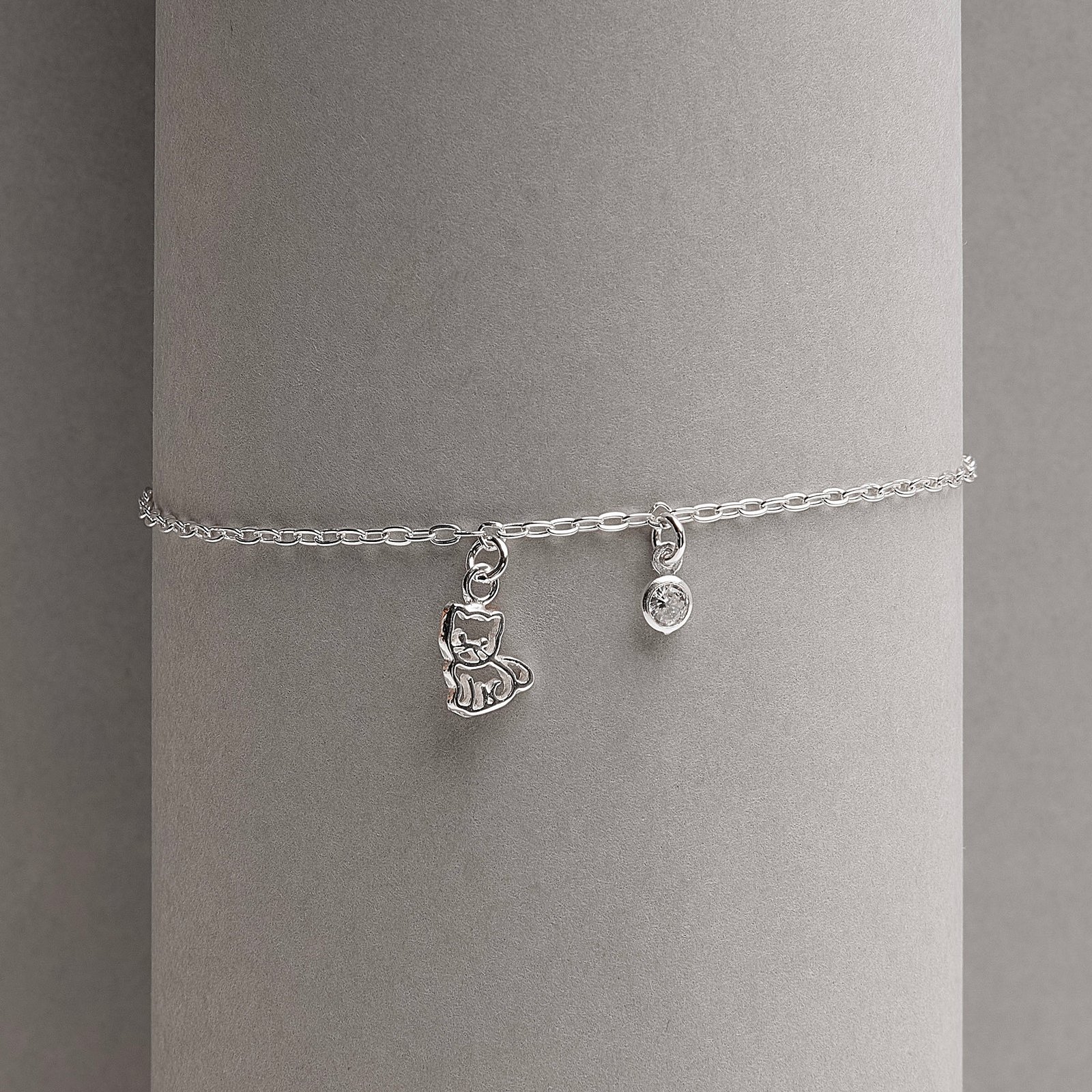 Pulseira pingentes gatinho e zircônia 4mm 18+3cm