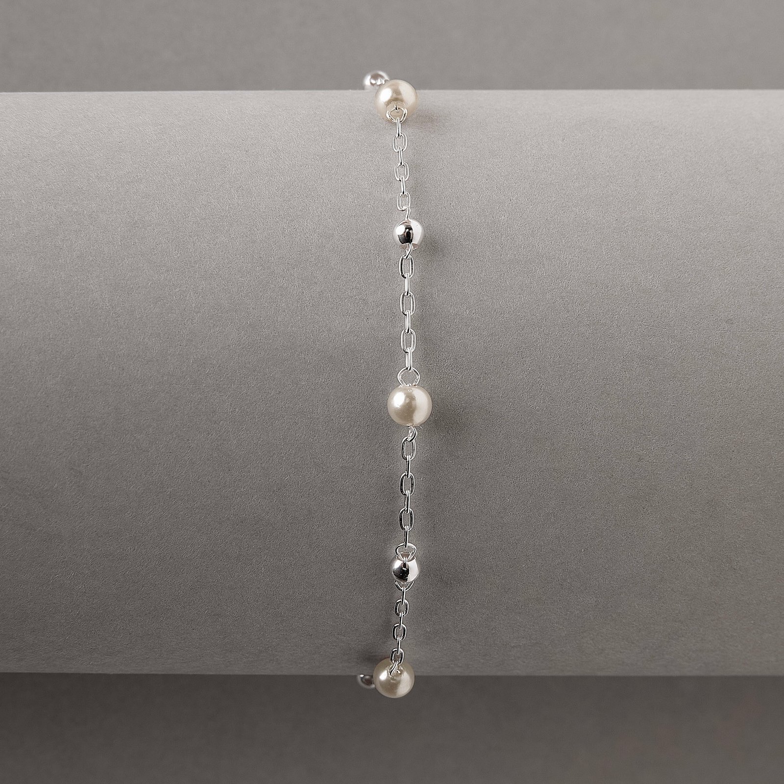 Pulseira entremeio bolas 3mm e pérolas 4mm 18+3cm