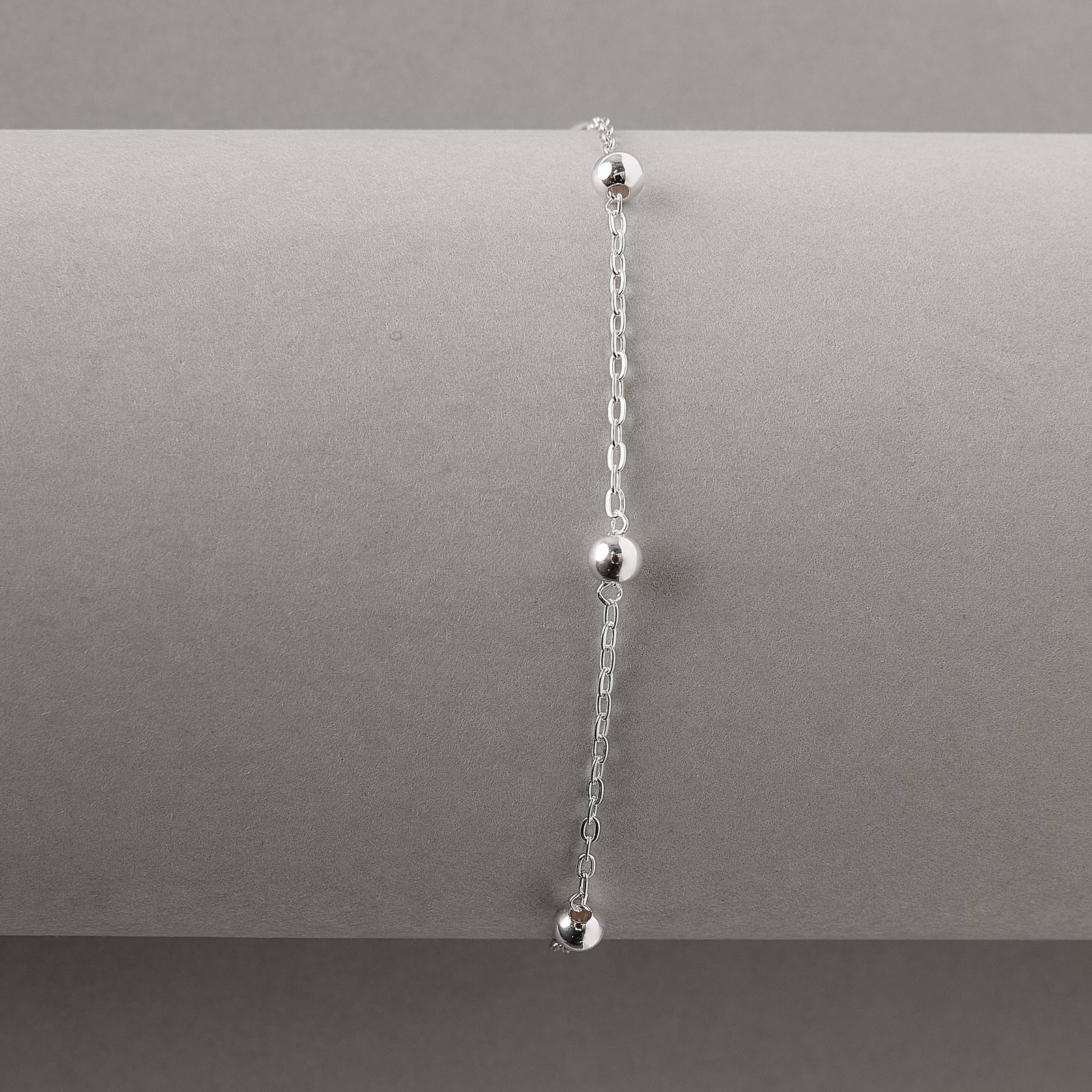 Pulseira entremeios 5 bolas 4mm 18+3cm