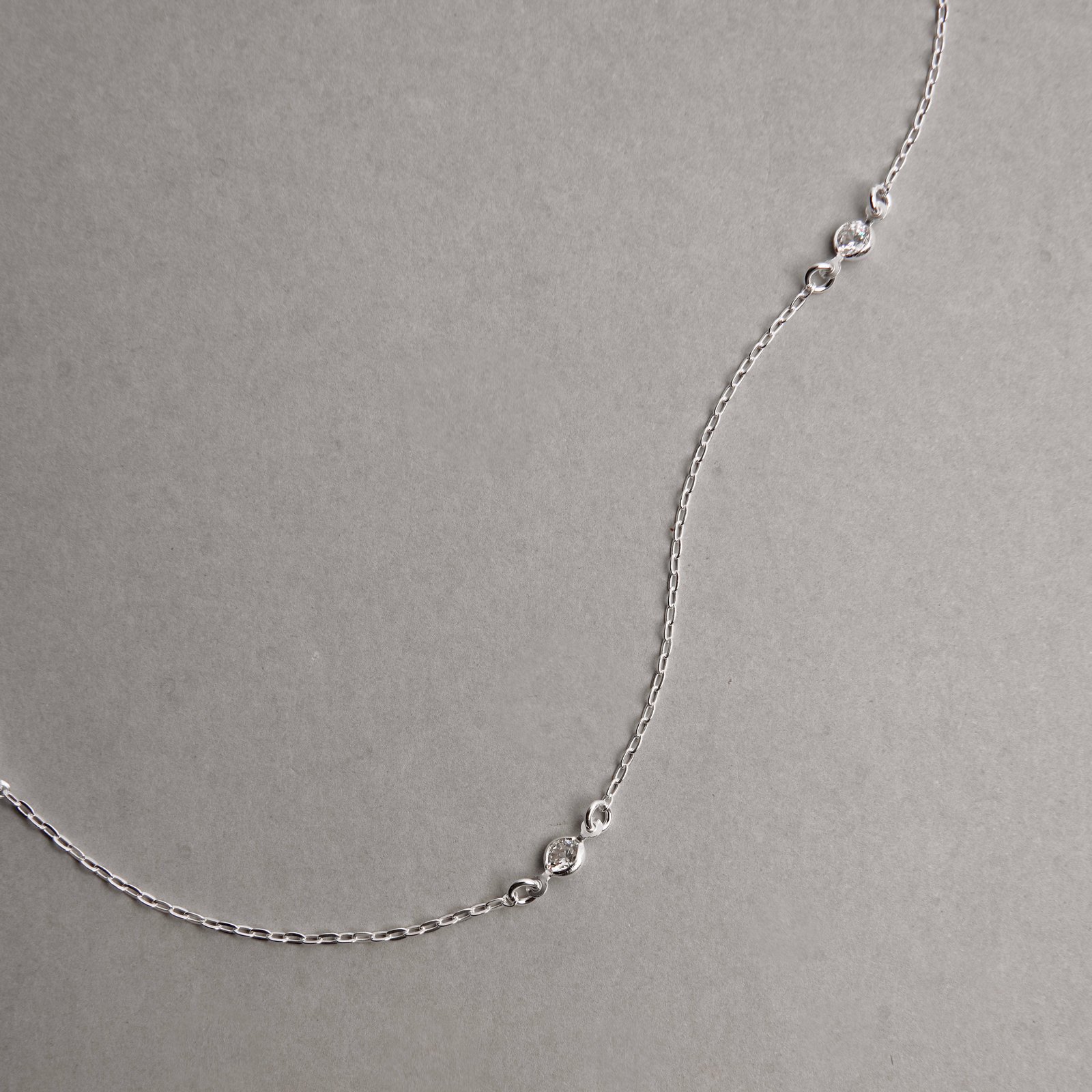 Colar entremeios zircônia 4mm 45cm