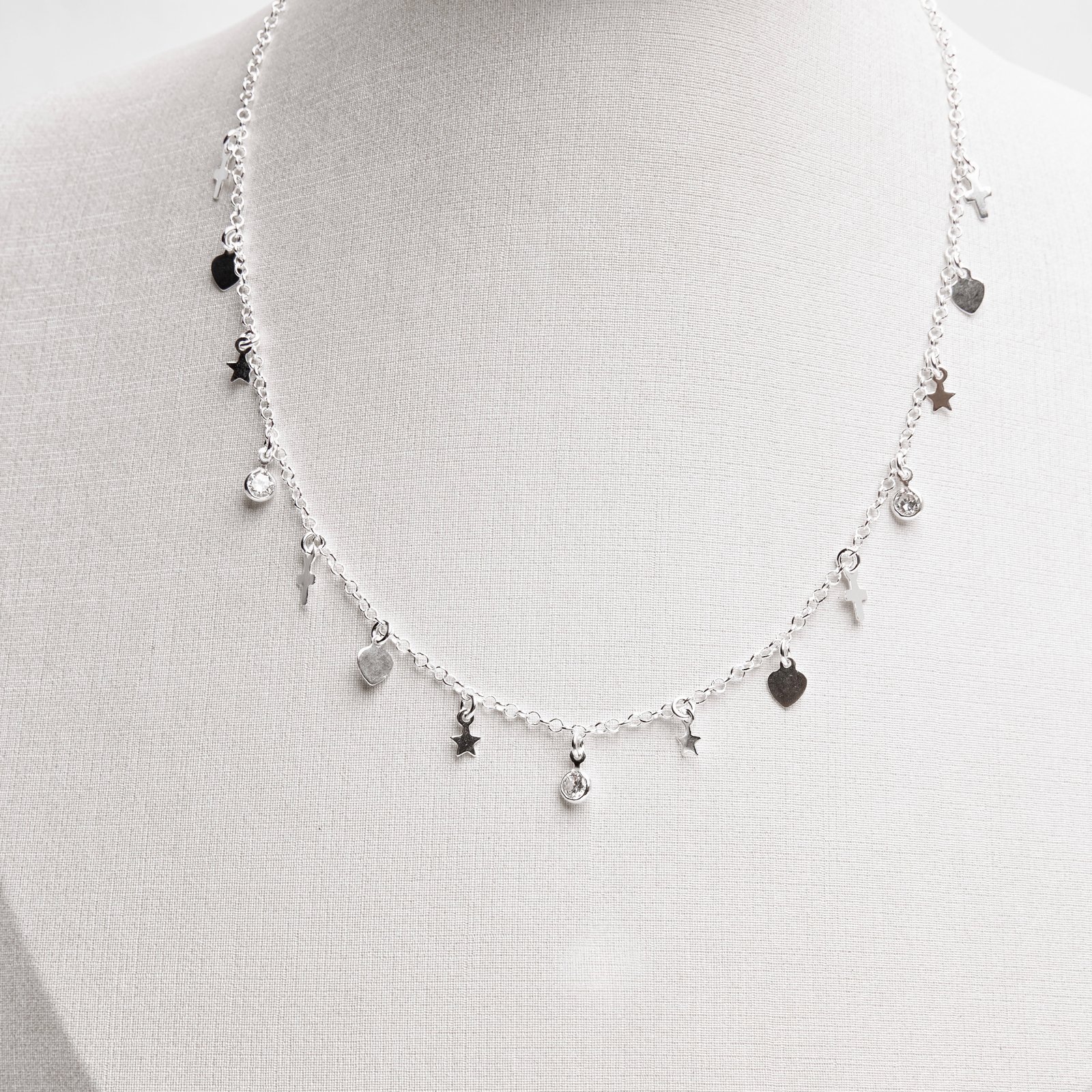 Imagem Secundária Choker pingentes cruz, coração, estrela e zircônia 32+8cm
