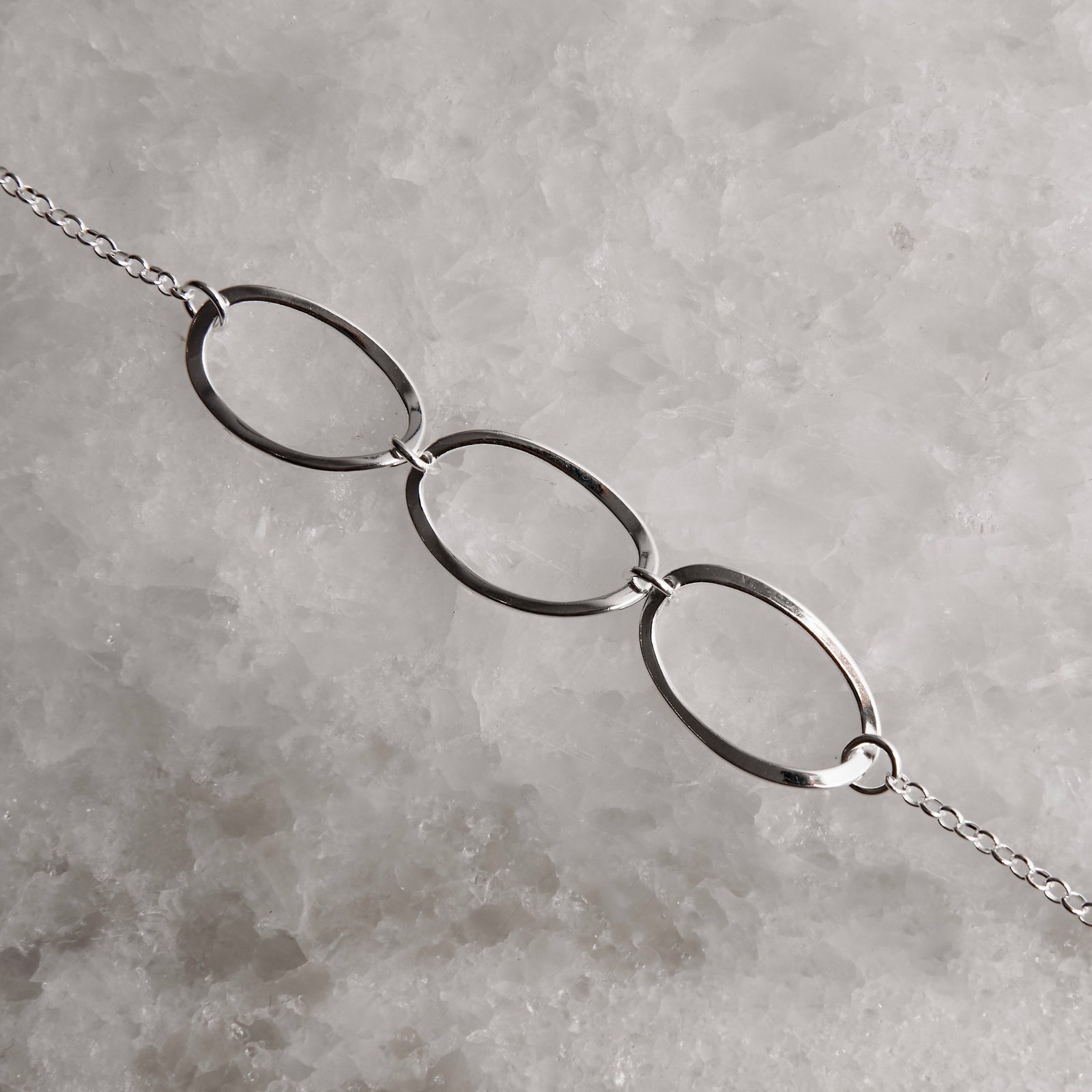 Pulseira entremeio 3 elos ovais corrente elo português 16+4cm