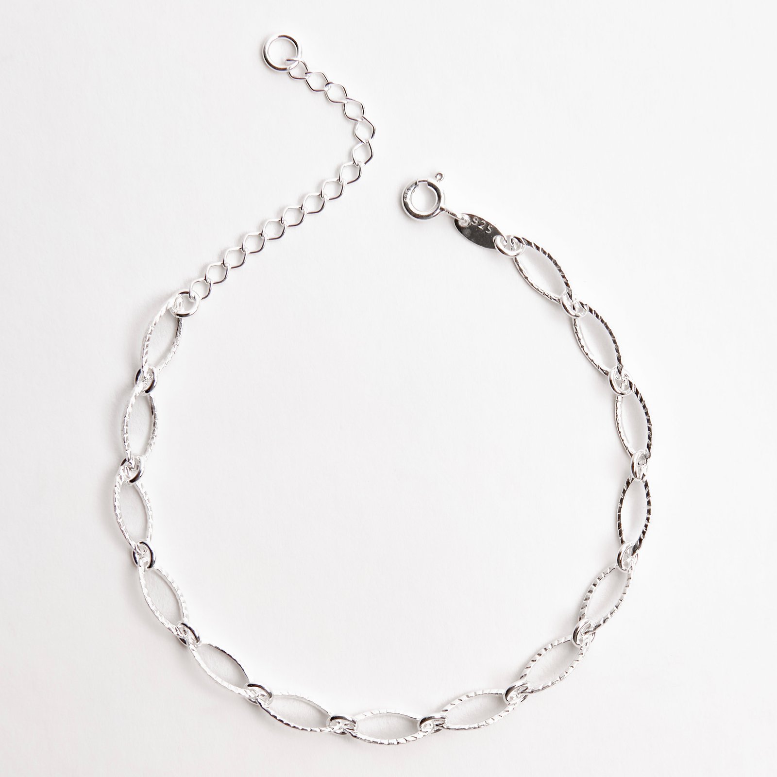 Imagem Pulseira entremeios elos navete 16+4cm