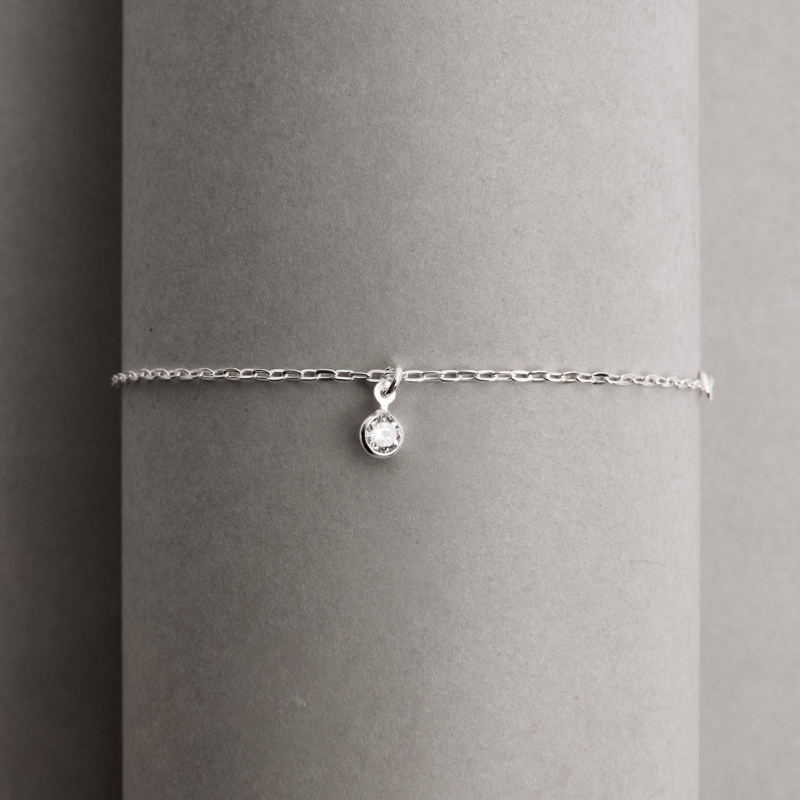 Imagem Secundária Pulseira pingente zircônia 4mm corrente cadeado 16+4cm