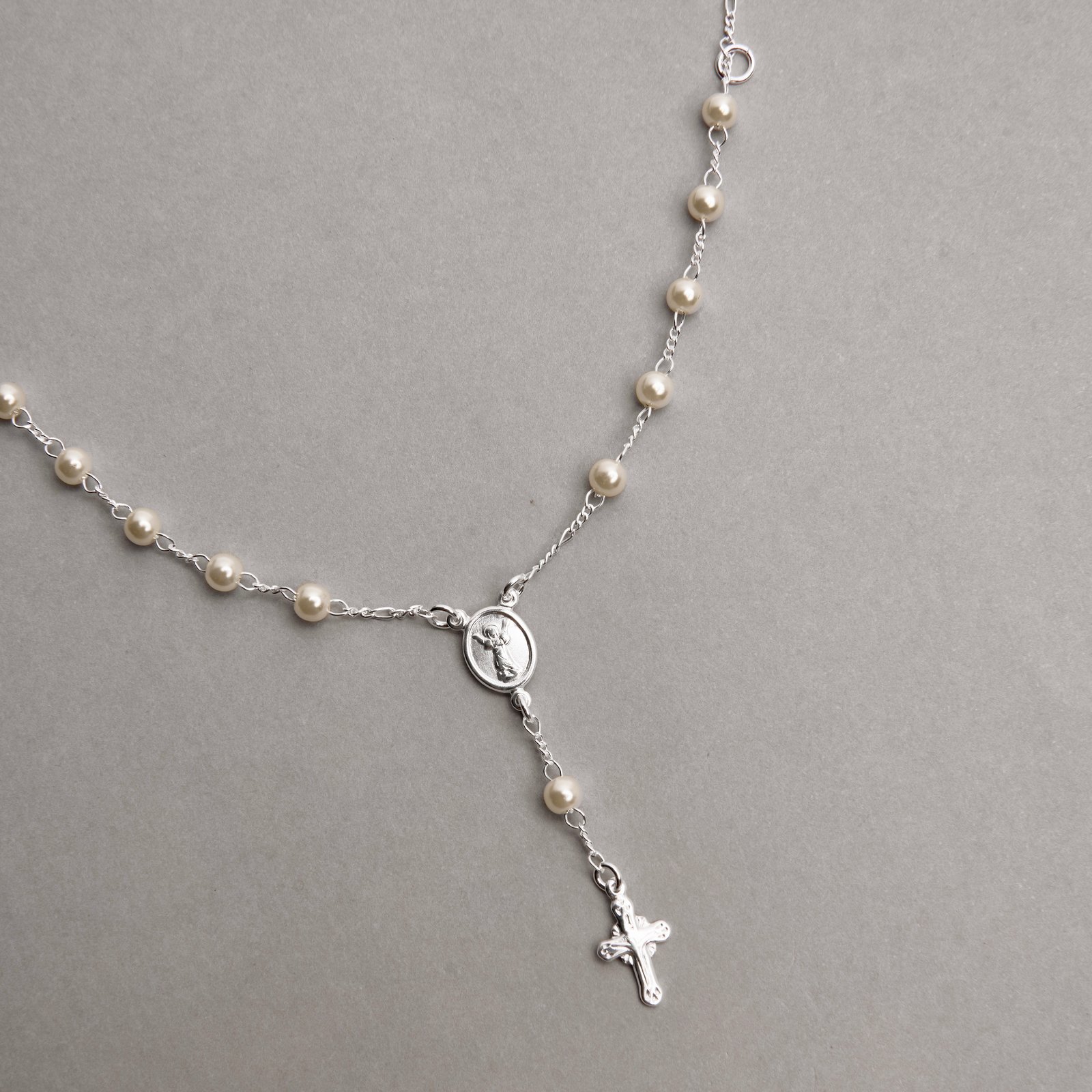 Pulseira terço pérolas medalha Anjo da Guarda 16+4cm