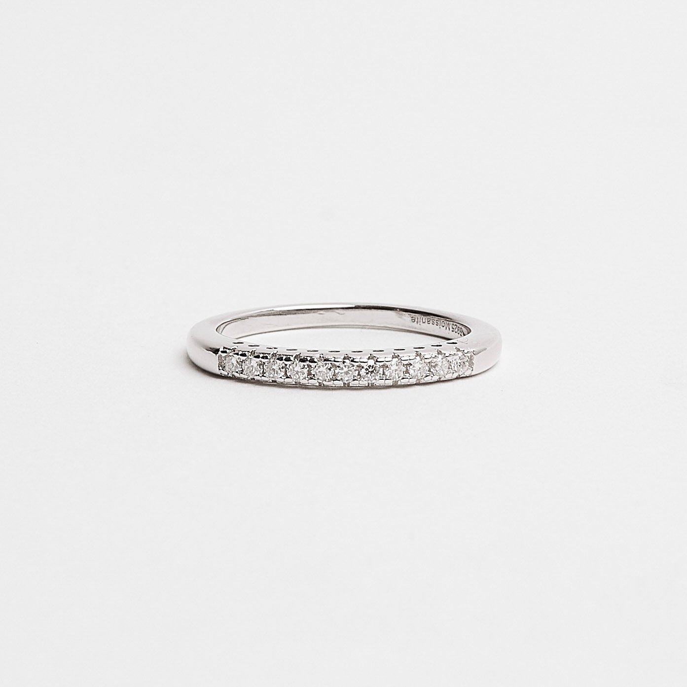 Imagem Anel meia aliança moissanite 1.5mm ródio