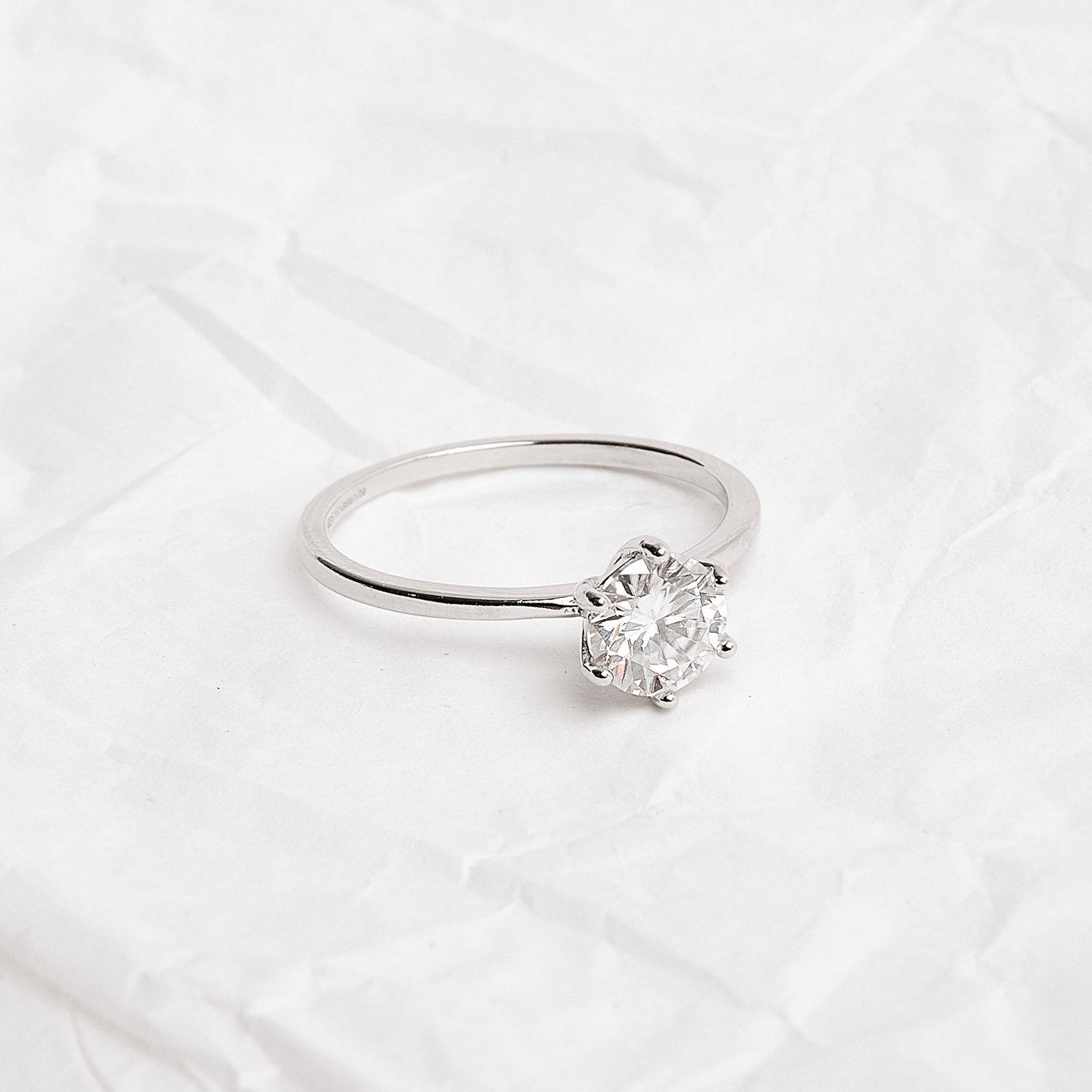 Anel solitário moissanite 6mm ródio