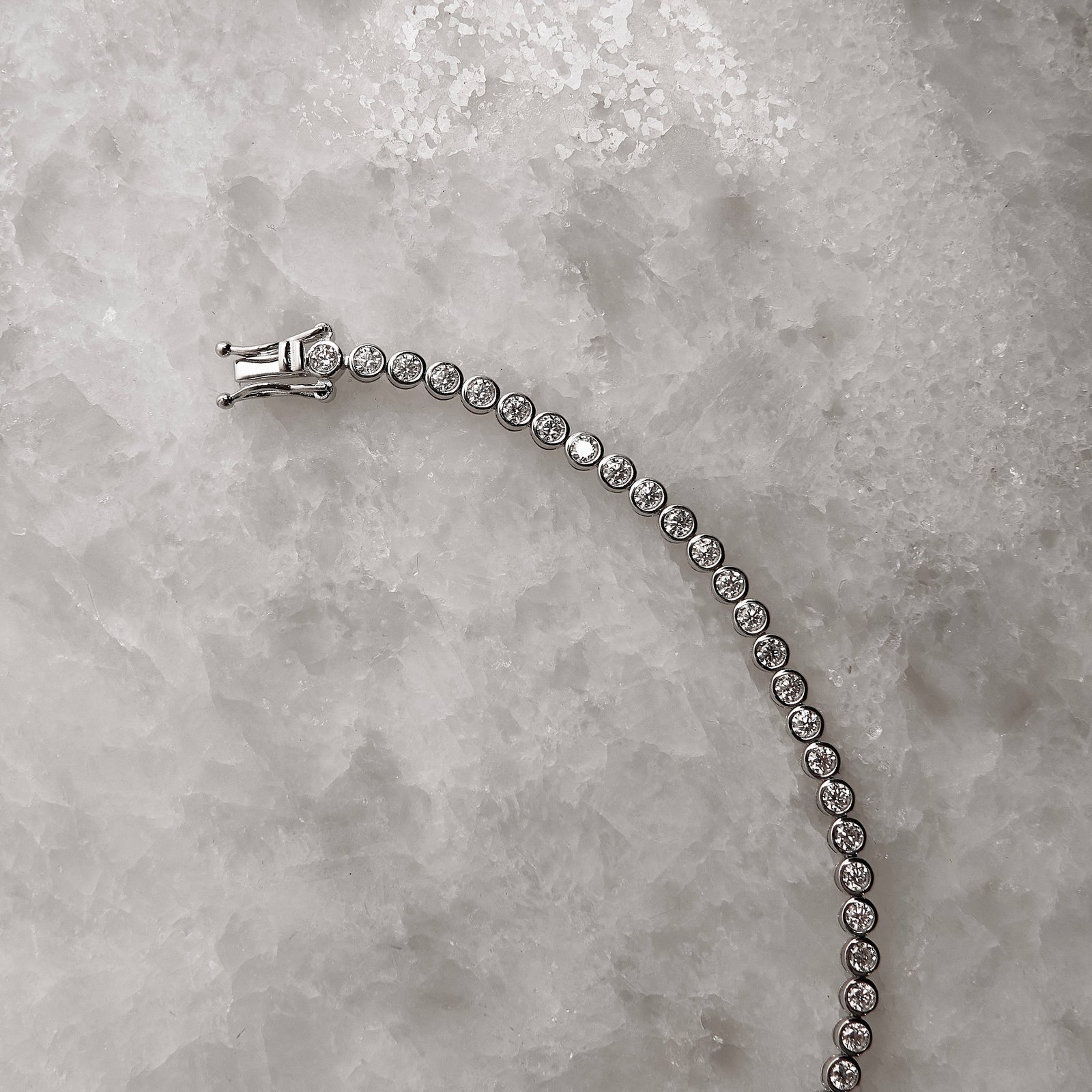 Pulseira Riviera moissanite 2.5mm 18cm fecho gaveta ródio