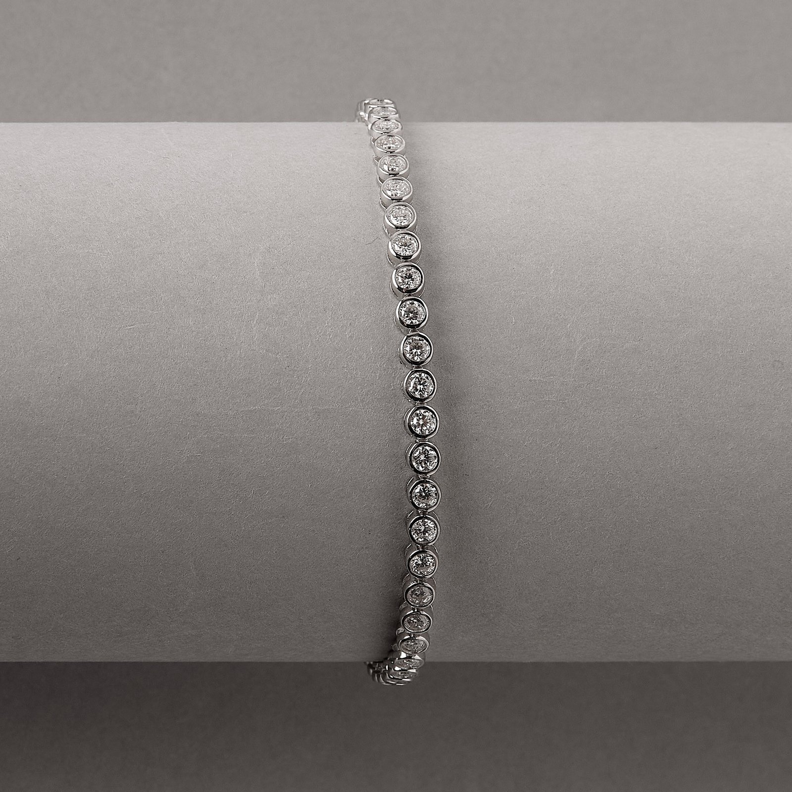 Imagem Secundária Pulseira Riviera moissanite 2.5mm 18cm fecho gaveta ródio