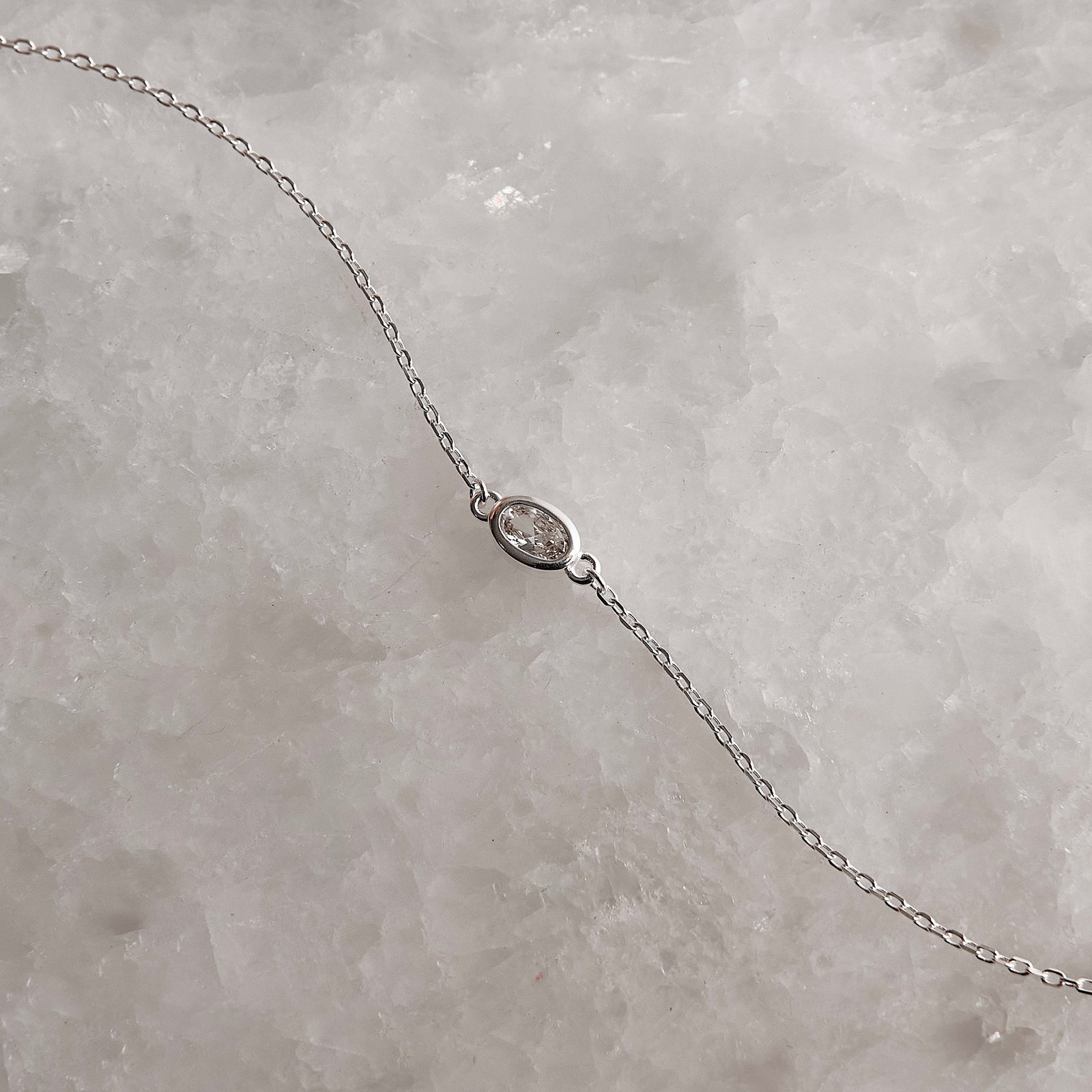 Pulseira entremeio zircônia oval embutida 5mm 16+4cm