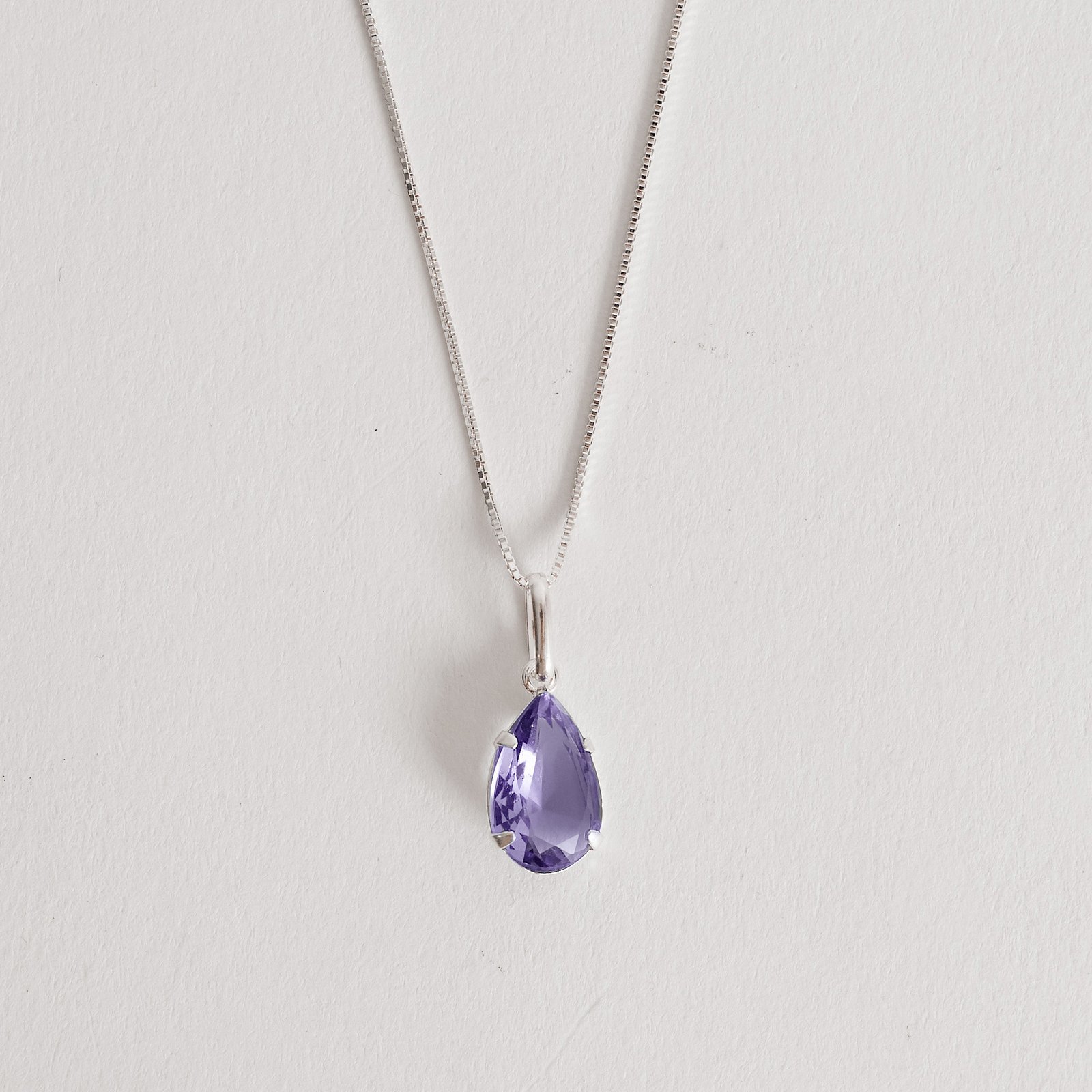 Colar pingente zircônia gota roxo 12mm 45cm