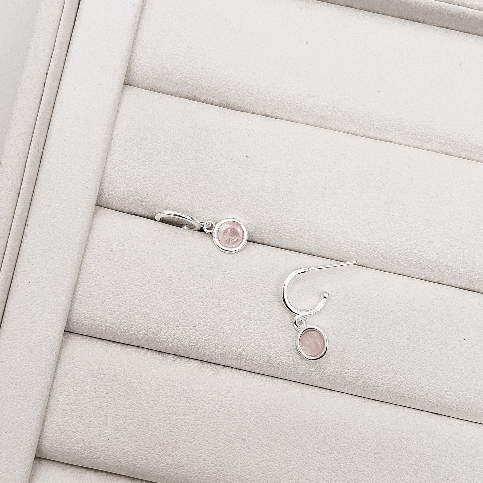 Argola 10mm pingente quartzo rosa tarraxa