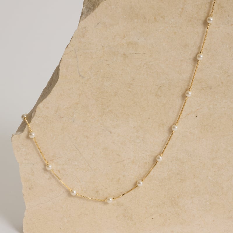 Colar entremeio pérolas 4mm 40cm com alongadora