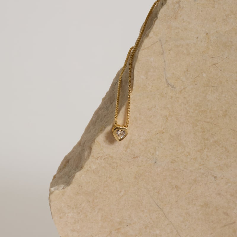 Colar zircônia coração embutida 7mm 40cm com alongadora