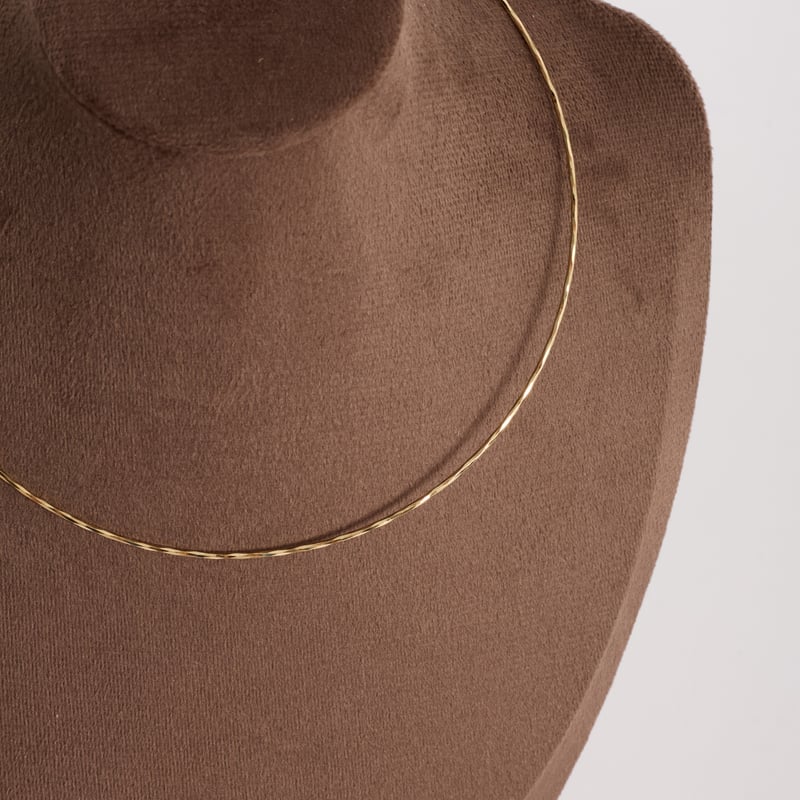 Choker aro fio torcido facetado com alongadora