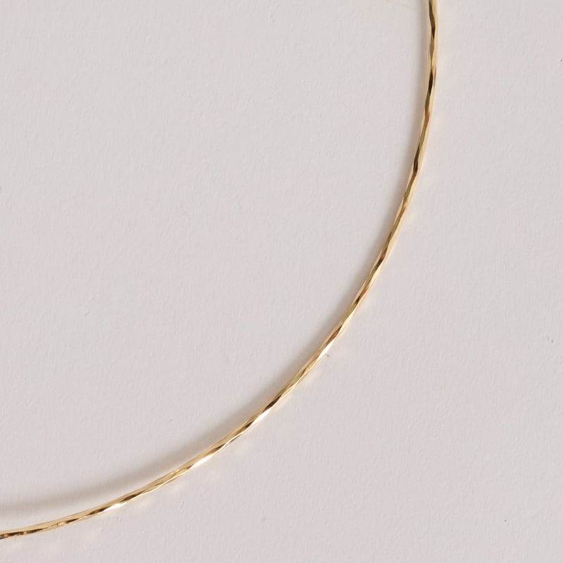 Choker aro fio torcido facetado com alongadora