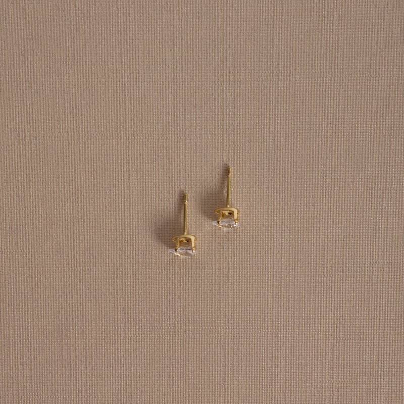 Brinco zircônia gota caixa alta 6mm