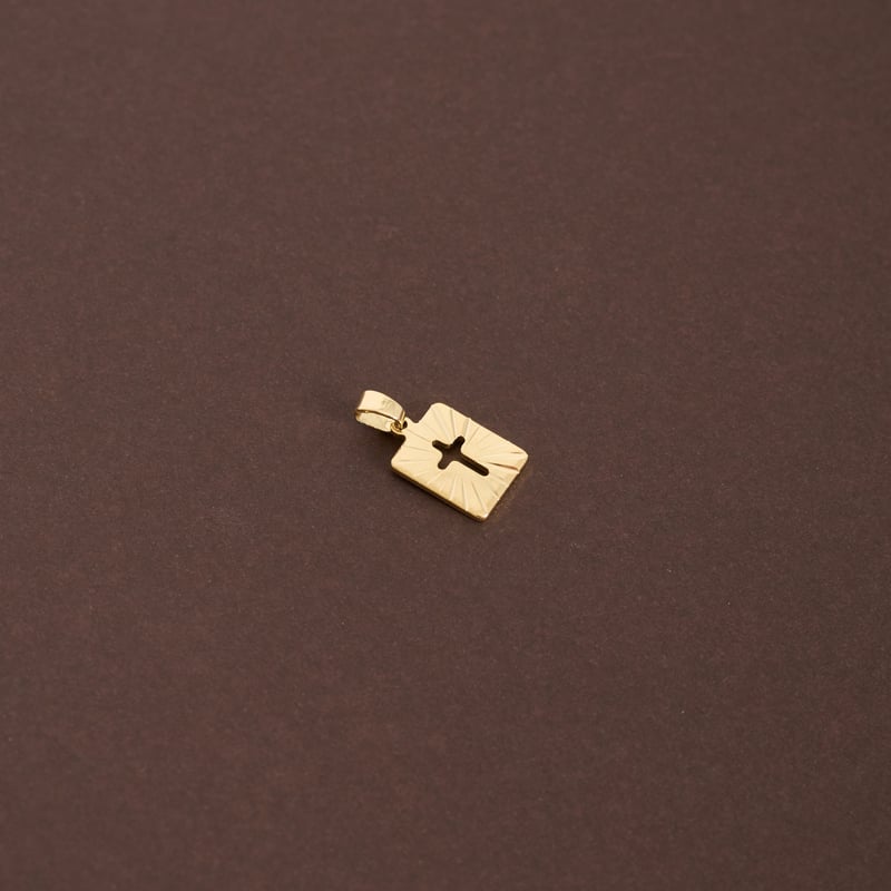 Pingente medalha cruz vazada 11mm 