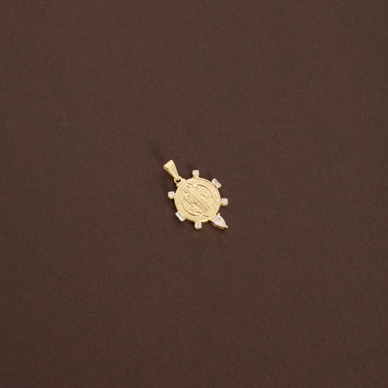 Pingente medalha São Bento com zircônias 22mm