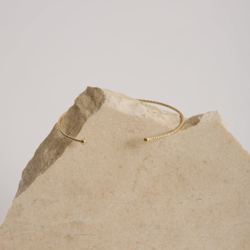 Bracelete 2 bolas fio torcido regulável