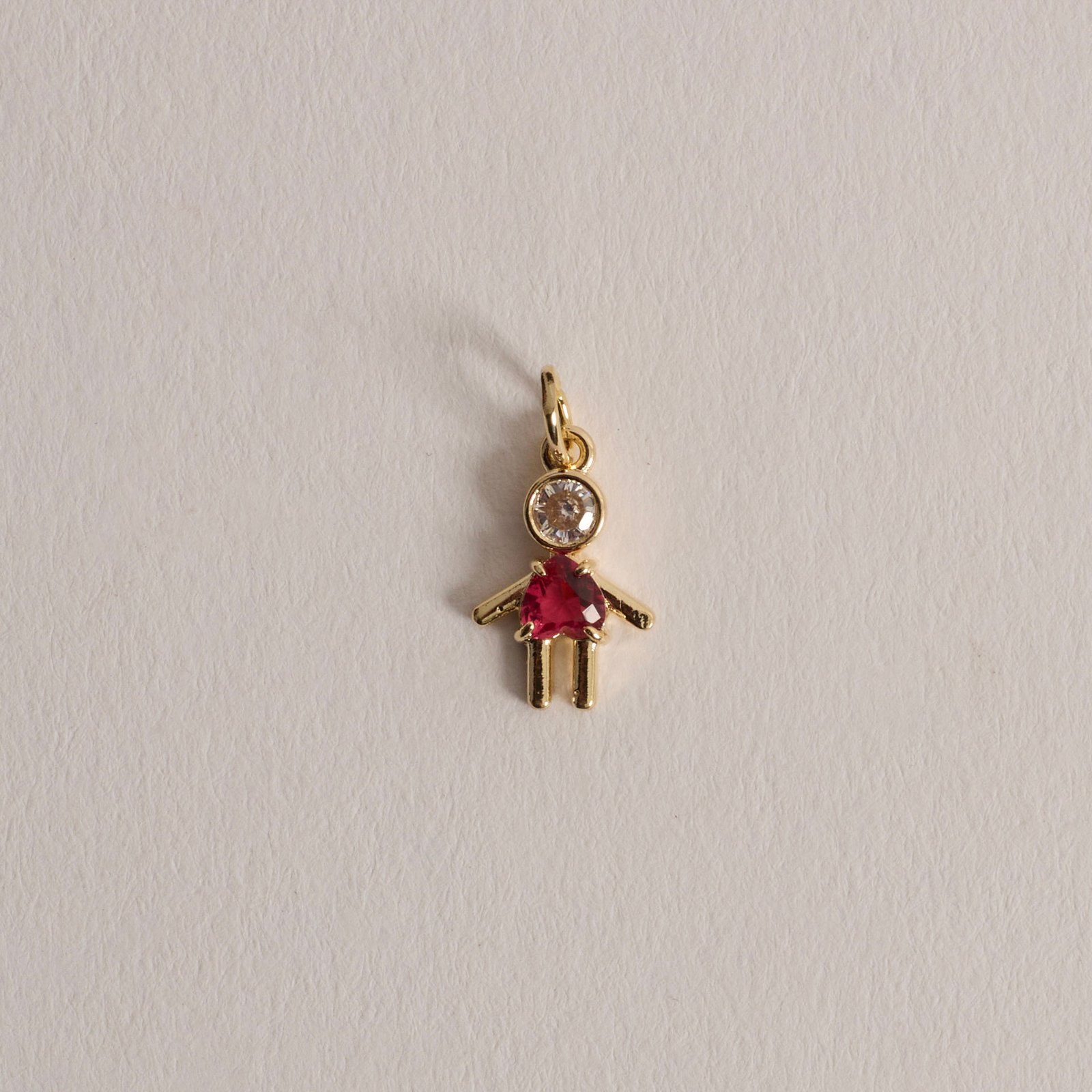 Pingente menina com zircônias cristal e rubi 11mm 