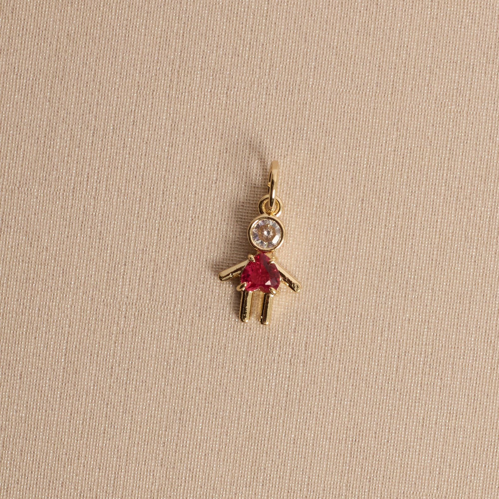 Pingente menina com zircônias cristal e rubi 11mm 