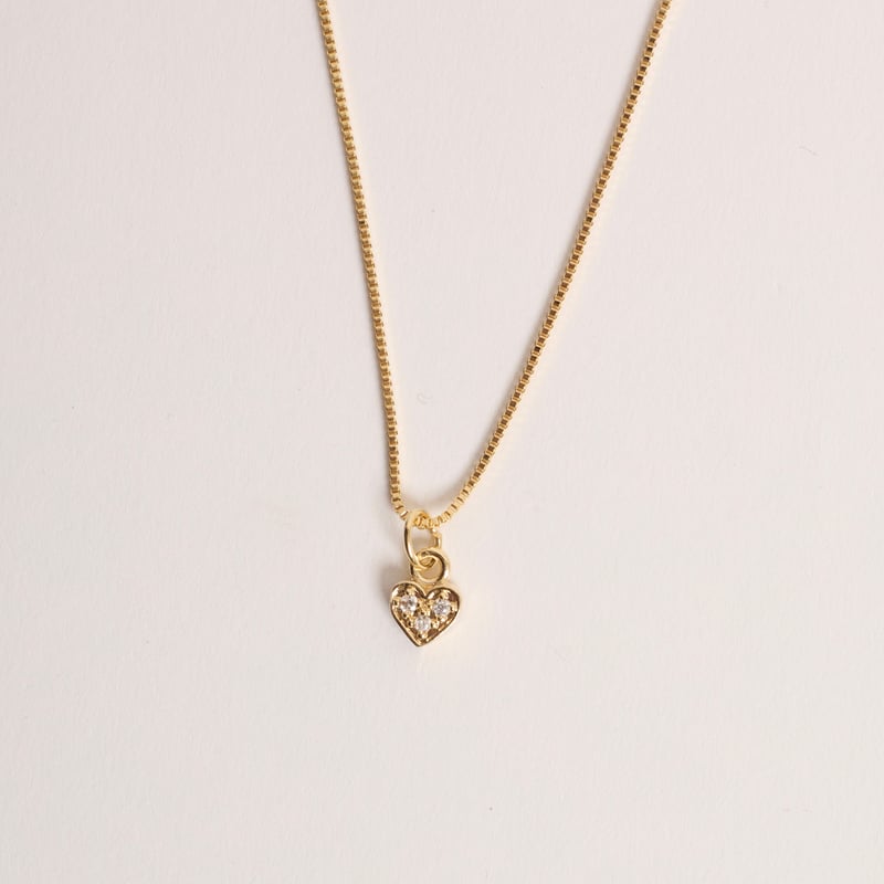 Colar pingente coração com zircônias 6mm 40cm com alongadora