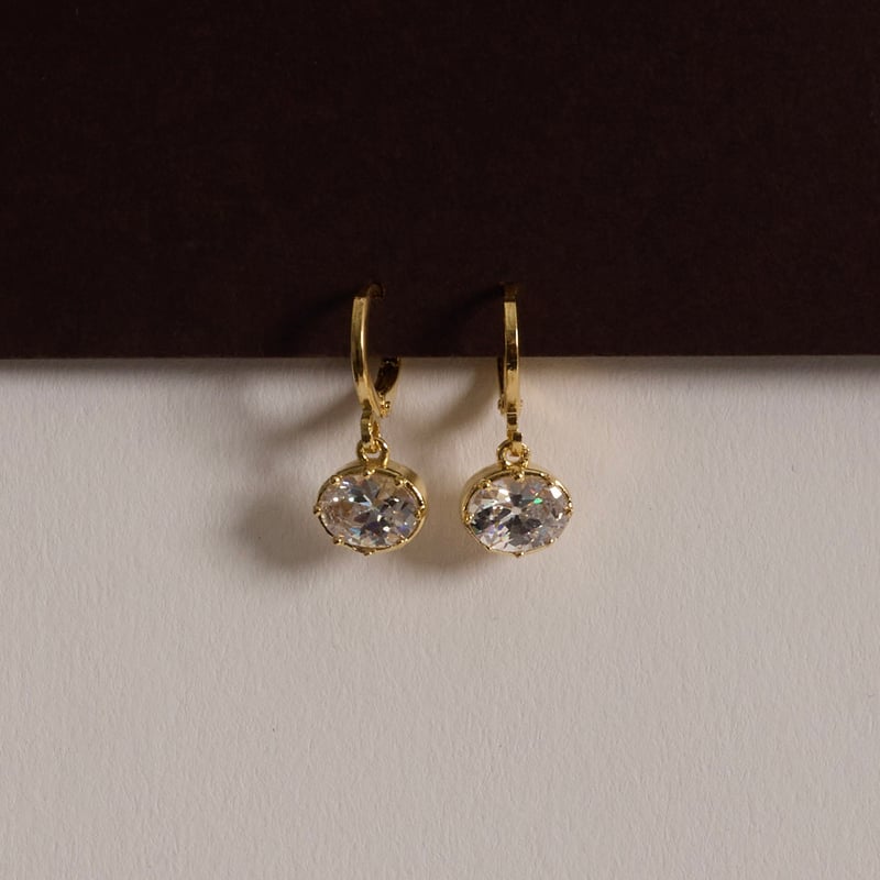 Argola 11mm pingente zircônia oval 8mm