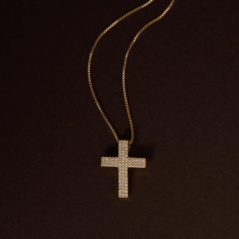 Colar cruz cravejada 20mm 45cm com alongadora