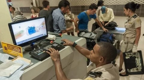 El Frío que No Llega: Agencias Detienen Envíos Congelados a Cuba por Crisis de Combustible