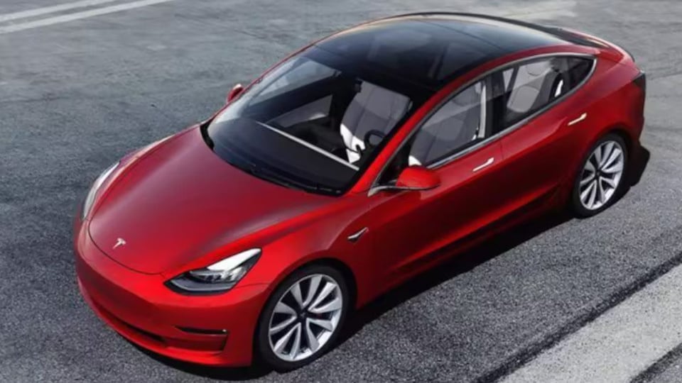 ¿Carros eléctricos pa’ los cubanos? ¡Prepárense pa' la factura!