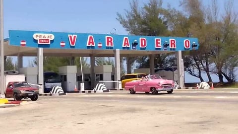 Aumentan peajes a Varadero en Cuba en medio de crisis económica