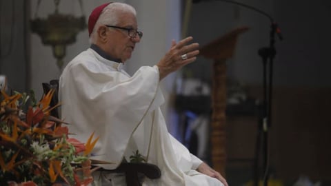 ¡Oye esto, que el Arzobispo de Santiago te lo cuenta sin pelos en la lengua!