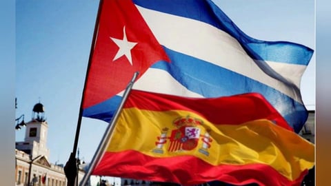 ¡Tremendo lío en España! ¿Quién se queda sin papeles y por qué?