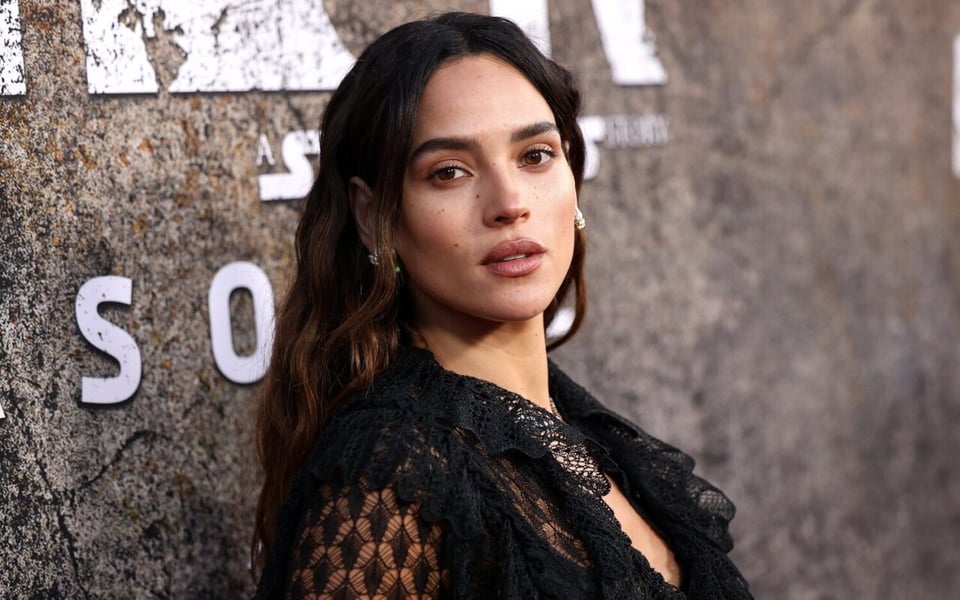 ¿Y tú supiste? ¡La hija de Arjona se mete en la piel de una reina extraterrestre en Superman!