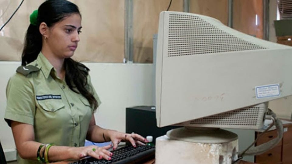 ¿Será que nos quitan la casita? Ley de Identidad cubana pone a temblar a los de afuera