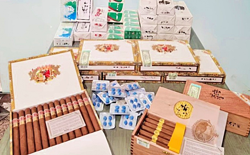 ¡Cachao en Alvedro! Cubano pillado con puro, puros y viagra que no declara