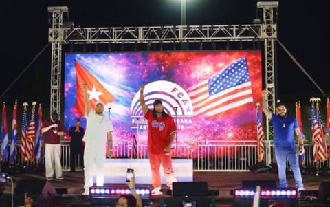 Artistas Cubanos Homenajean la Libertad con "Puente Libertad" en Hialeah