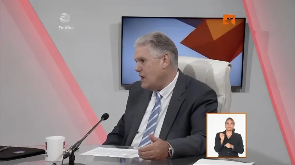 Confiscan bienes al exministro cubano Alejandro Gil tras ratificación de cadena perpetua