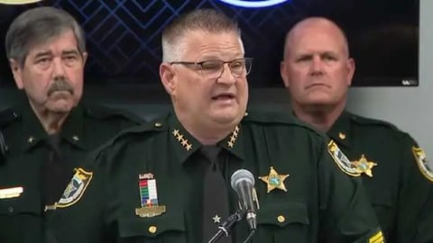 ¡El Sheriff de Florida, con su boca, te manda pa'l cajón o pa' la jaula!