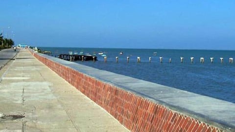 Robo de losas de mármol en Manzanillo: tres detenidos