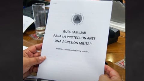 ¿Te caen con todo? Cuba le enseña a la gente cómo esconderse de los bombazos y la guerra