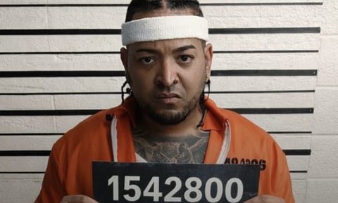 Yulien Oviedo desata polémica al burlarse de la condena de Chocolate MC