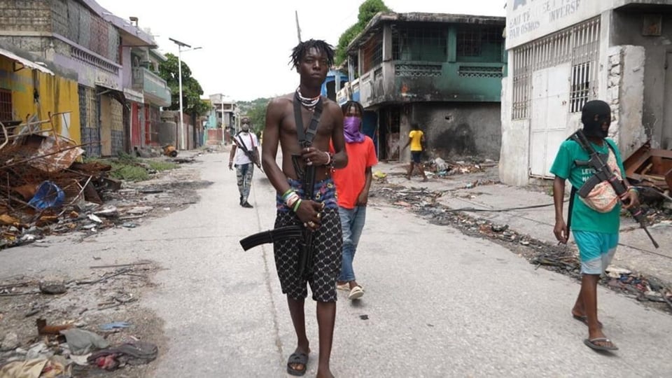 ¿Tú Supiste? ¡Bochinche Sangriento en Haití! Pandillas Dejan 70 Muertos en un Vistazo