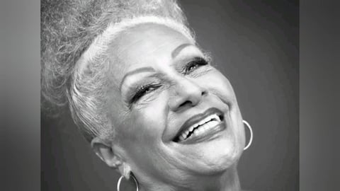 Miriam Socarrás: Celebrando a una Estrella Cubana del Escenario y la Pantalla